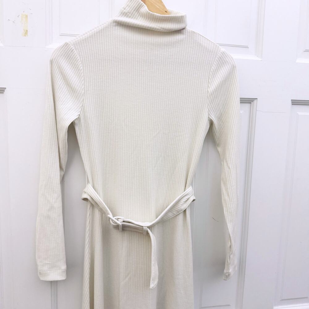 Club Monaco Melissah Knit Dress - Picture 10 of 11